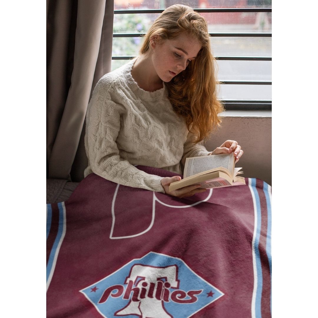 Blanket Phillies Throwback Maroon Throw Blanket Philly Baseball Fan Gift Baseball Throw Blanket for Children, Students Dad Mom Sports Home Décor