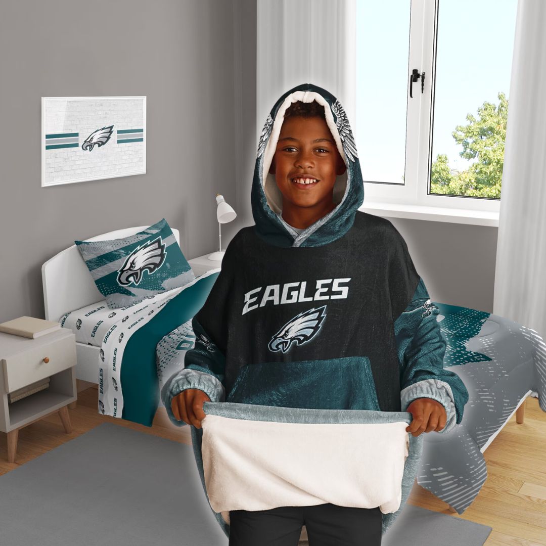 Youth Eagles Black & Green Sleeves Design Cuddle Hoodie Great Gift for Young Birds Fans