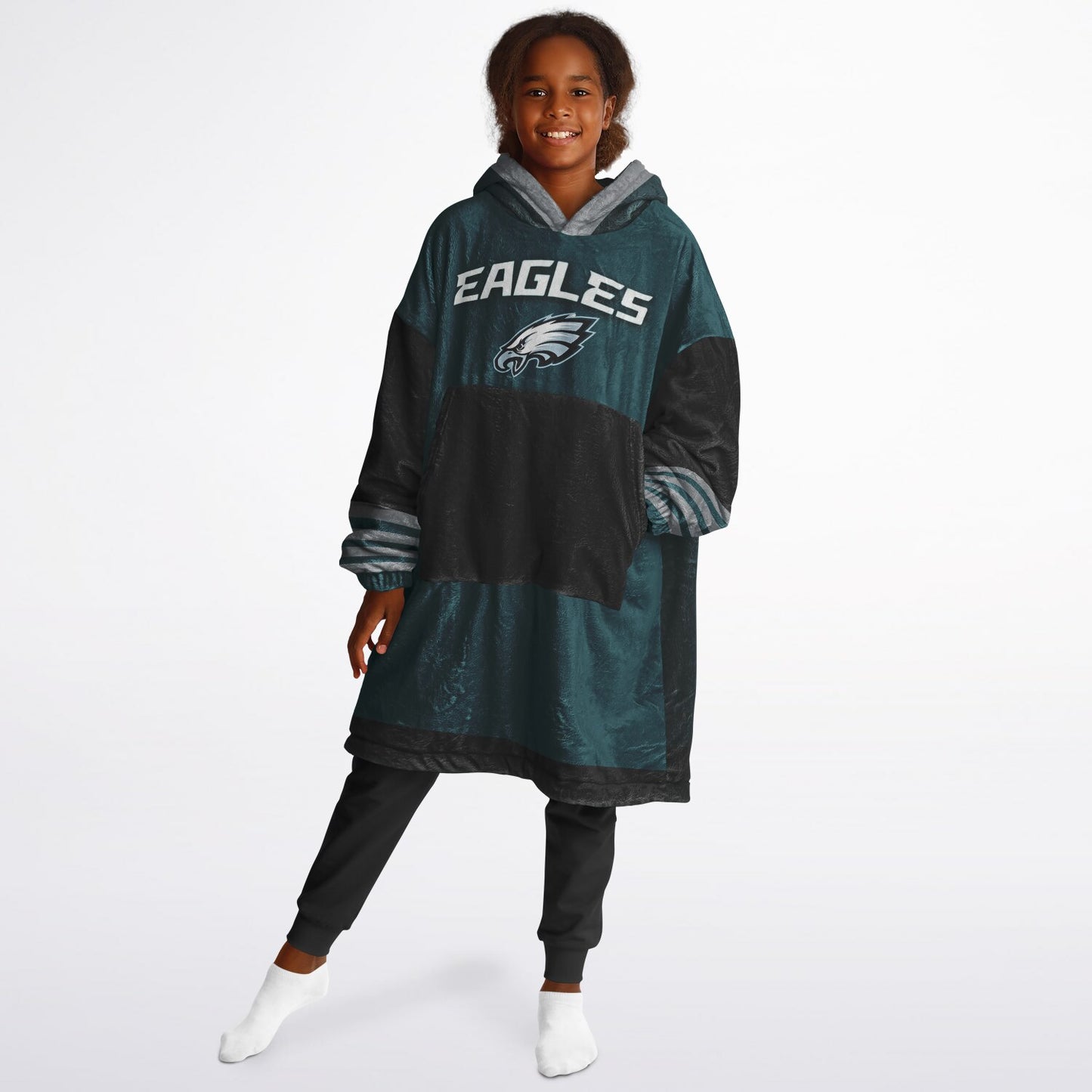 Youth  Eagles Reversible Cozy Cuddle Hoodie Eagles, 2 in 1, Green & Black Hooded Blanket for Young Fans