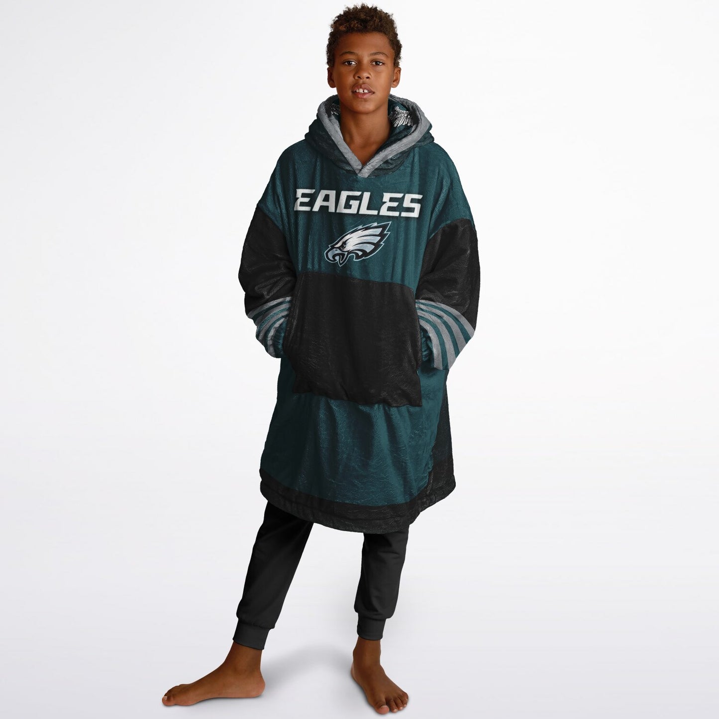 Youth  Eagles Reversible Cozy Cuddle Hoodie Eagles, 2 in 1, Green & Black Hooded Blanket for Young Fans